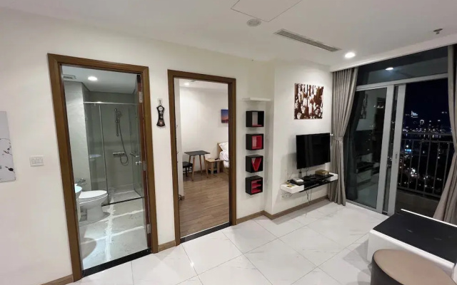 Enjoy Apartment in Vinhomes Central Park