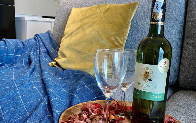 TR Residence Near Titiwangsa LRT By Iconique