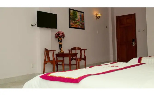 Golden Palm Hotel