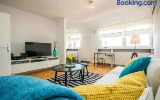Apartment Cloud 20
