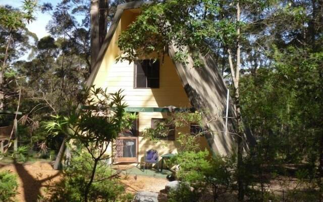 Green Leaves Cabin