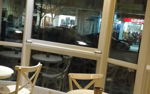 Here Thessaloniki! In the city near the sea