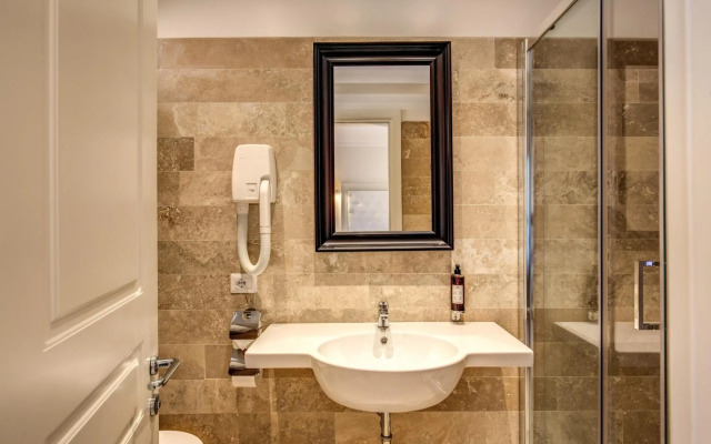 Hotel Domus Mea