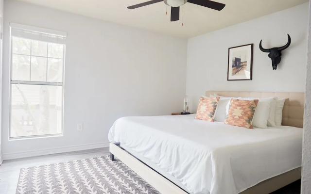 Sonder at The Domain