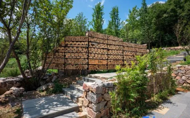 Xunmiri Qinin Villa