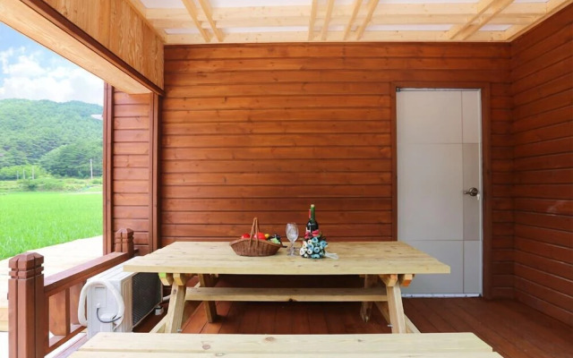 Deogyusan Forest Pension