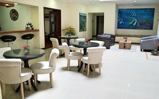 Cora 96 Street Suites & Apartments