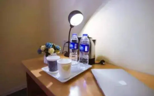 Home Inn (Luoding Dagang East Road)