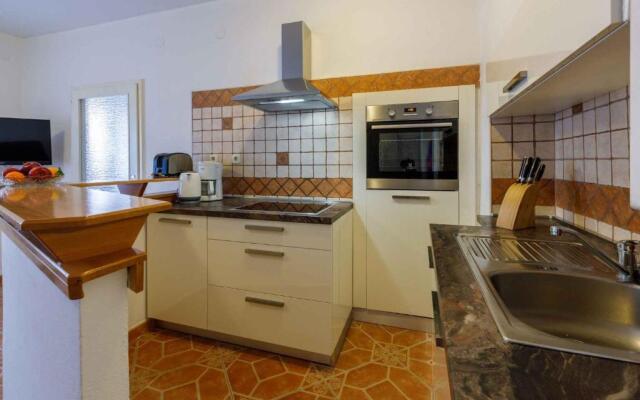 Holiday home in Crikvenica 39155