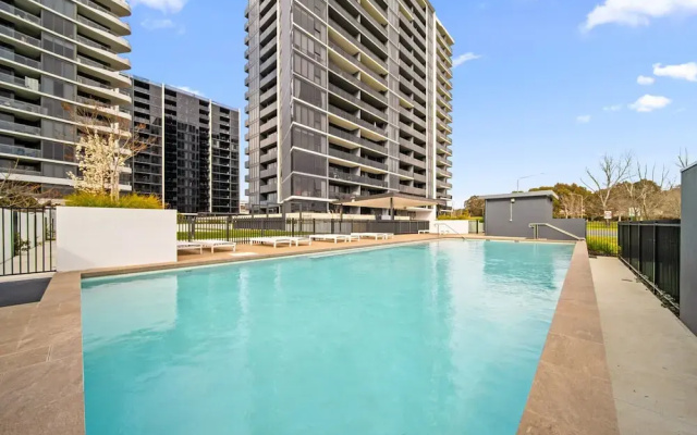 2-bed Haven: Impeccable Interiors & Chic Amenities