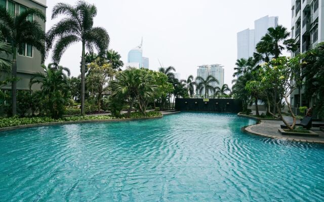 Modern And Homey 2Br Apartment Thamrin Residence