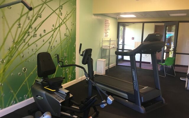 Mountain Inn & Suites