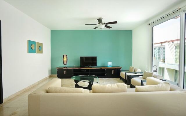 Playa Ge 302 B 2 Bedroom Condo