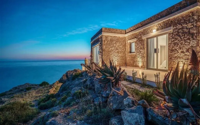 Tambouros Boutique Villas