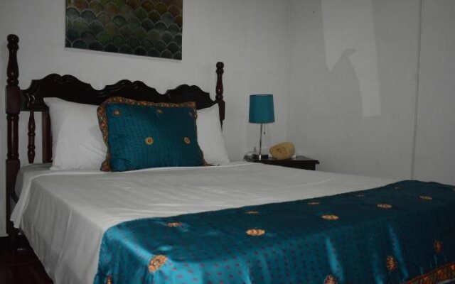 Lajuela BnB & Hostel