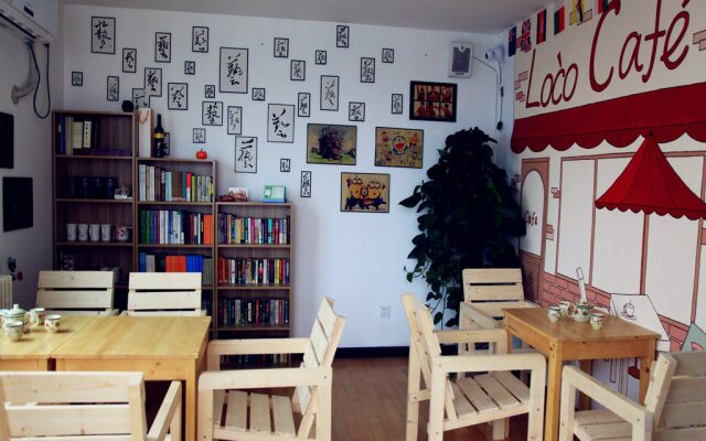 Art Traveling Homestay