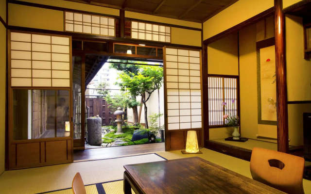 Itsutsuji-an