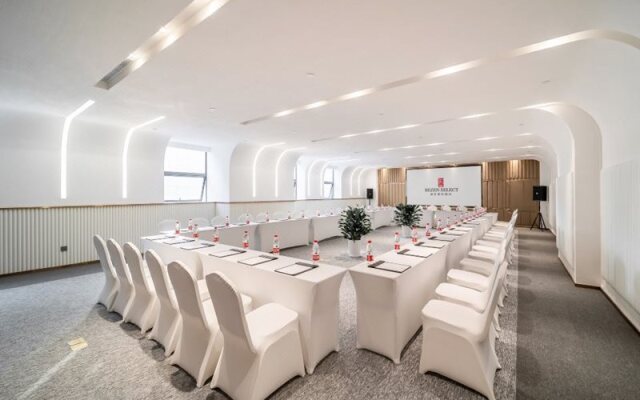 Rezen Select Shanghai Jiading Xincheng