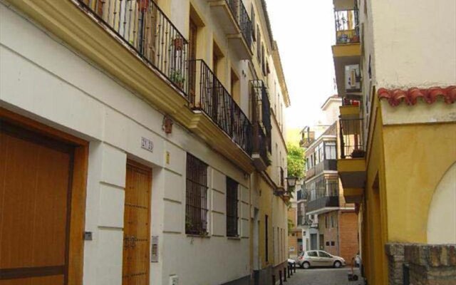 RentalSevilla Gran apartamento en Barrio Santa Cruz