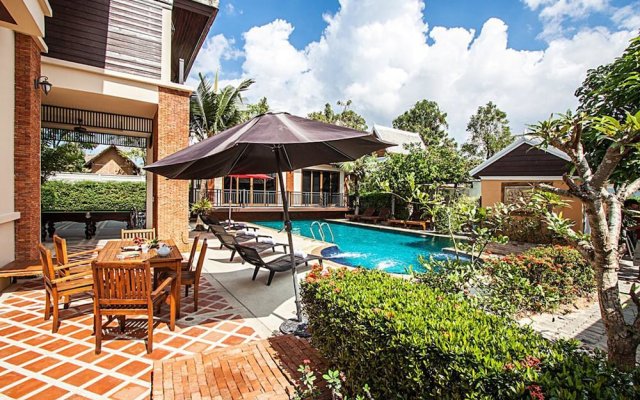 Beverly Thai House Pool Villa
