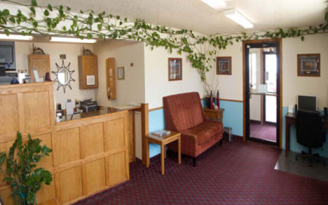 Super 8 Motel - Cherokee