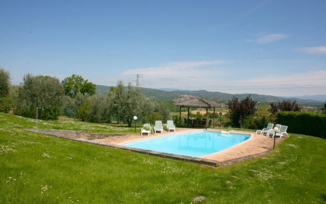 Wonderful private villa with WIFI, private pool, TV, pets allowed and parking, close to Arezzo