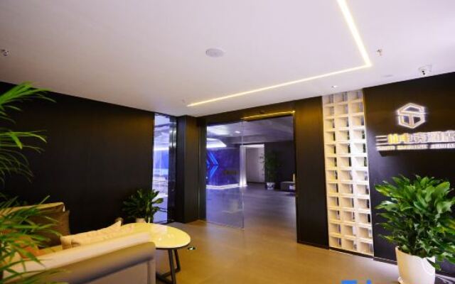 Santi E-sports Business Hotell (Taizhou Station Branch)