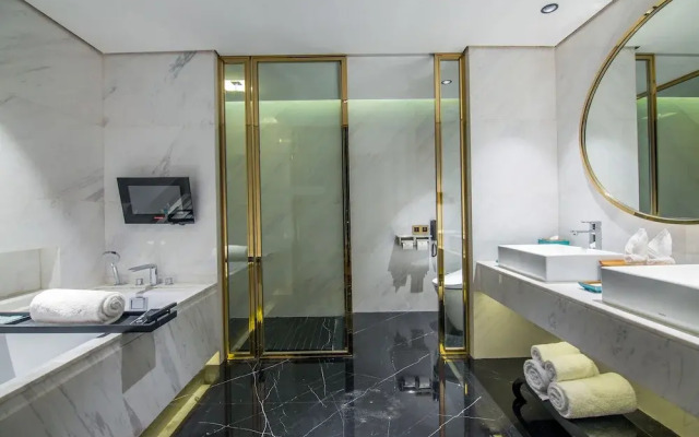 Howard Johnson Riverview Hotel Guangzhou