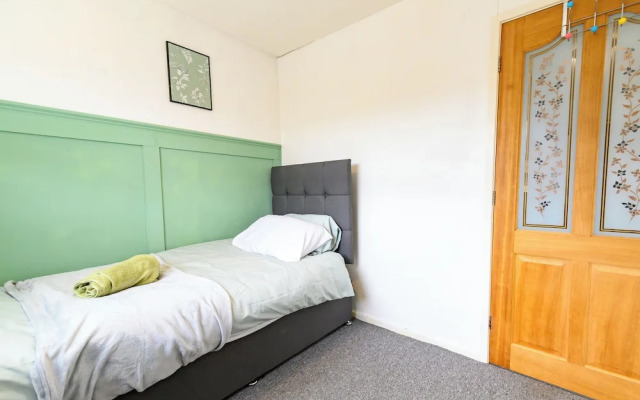 Relaxing 4BR Near City Centre