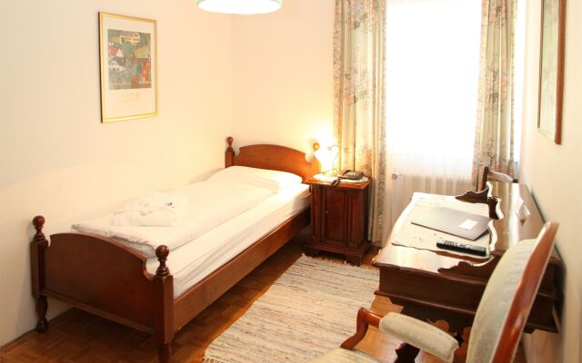 Hotel Bad Salomonsbrunn