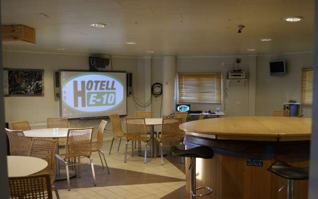 Hotell E10