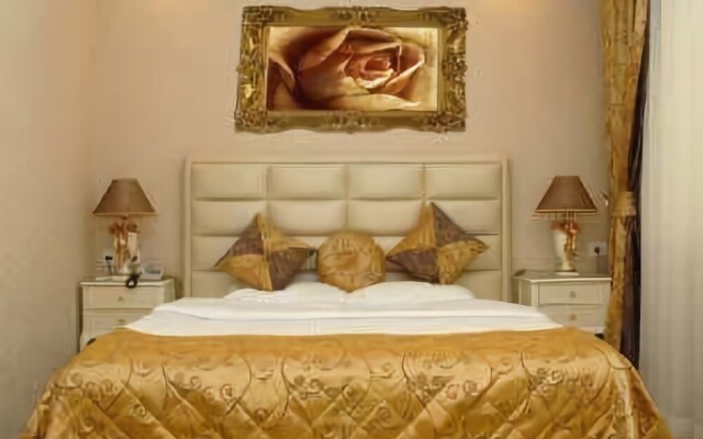 Golden Boutique Hotel