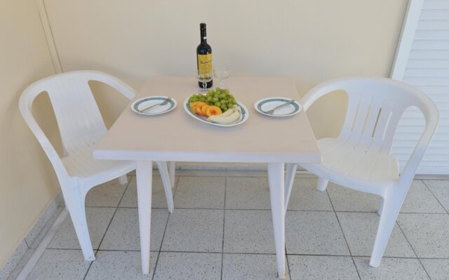 Nina s Apt in Ialysos Near the Beach