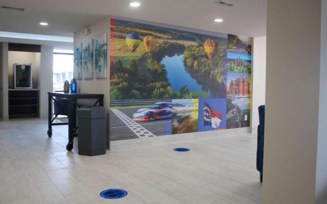 Clarion Pointe Statesville