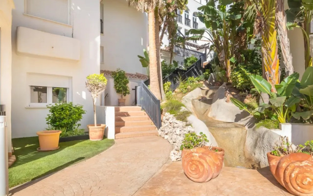 Puerta del mar 2 Beachfront and Pool