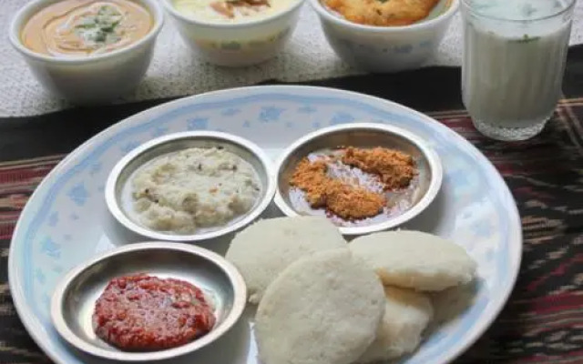 Anthy's Guest House & Restaurant
