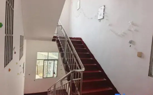 Yueyang Lexiang Theme Hotel