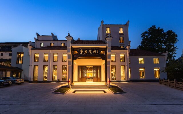 Jiuhua Mountain Dongya Hotel