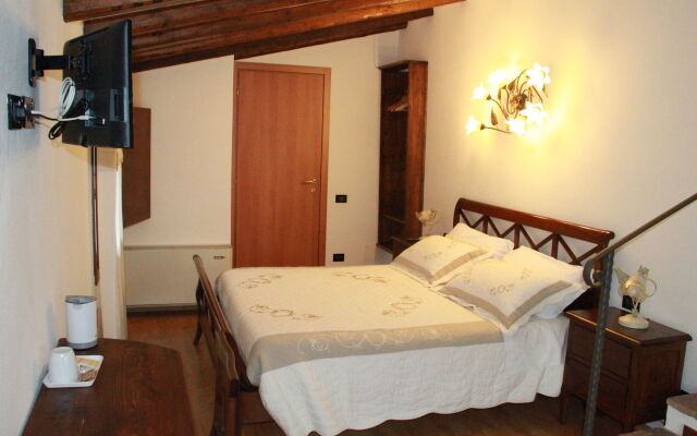 Borghetto Airport - Hospital