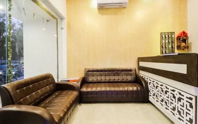 Hotel Z by OYO Rooms