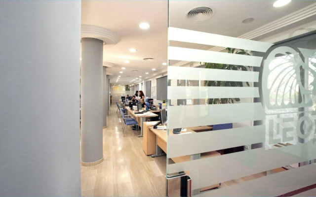 Leo Isla Canela Selection