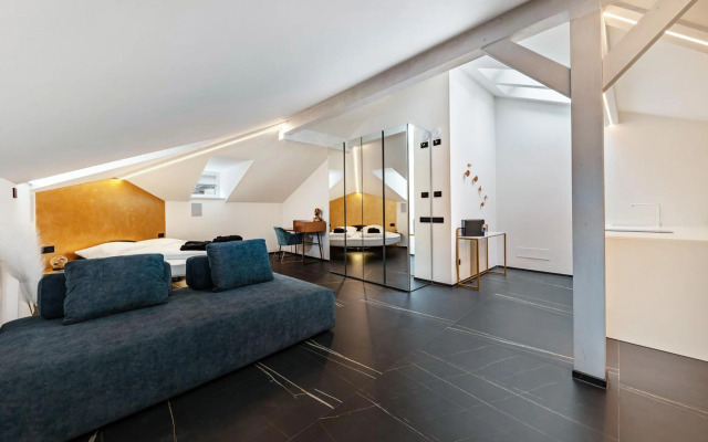 App 6 Palazzo Cavour