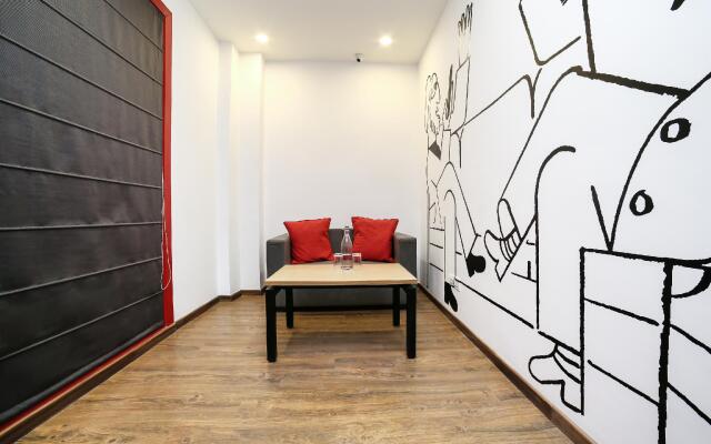 OYO Townhouse 080 Meera Bagh