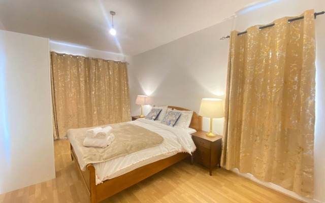 London City Escape With 2 Bedrooms