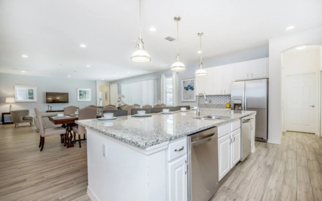 Oakwood Street Villa Solterra