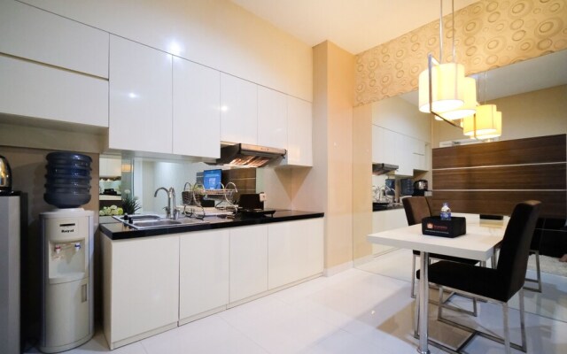 Best Location And Tidy 2Br Apartment At Trillium Residence