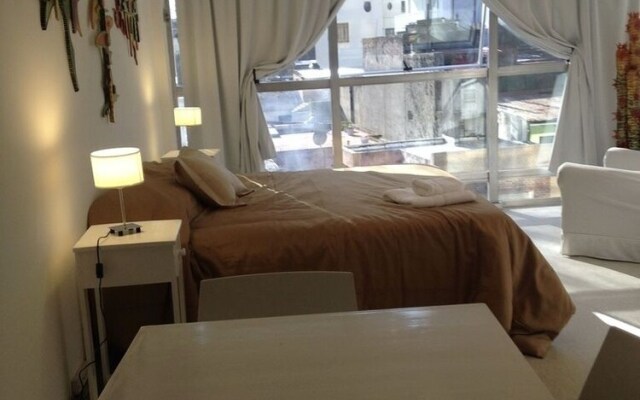 Tacha Studio 4 Apartment