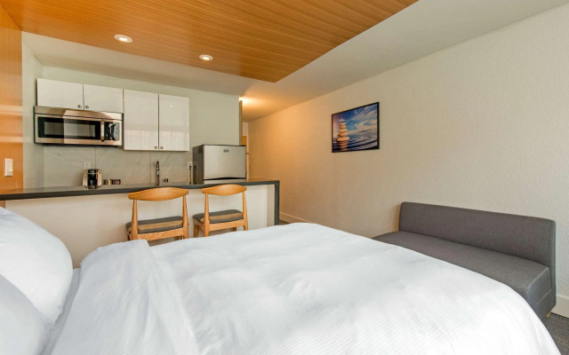 West Wing Hotel, an Ascend Hotel Collection Member