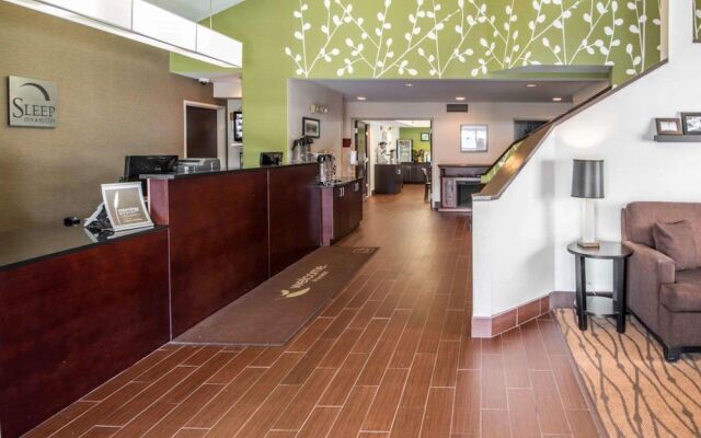 Sleep Inn & Suites
