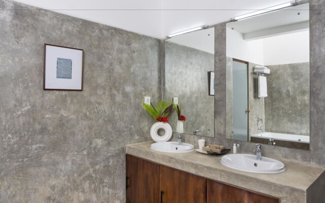 Ranna beach villa by FOX Resorts